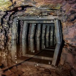 Escape From Abandoned Mine Games2Rule