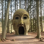 Mysterious Statue Forest Escape Games2Rule
